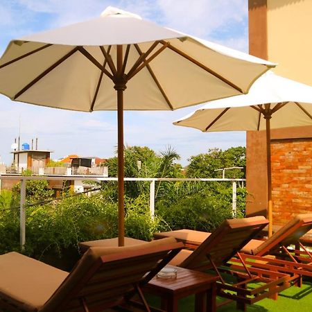 The Legian Sunset Residence Seminyak Esterno foto