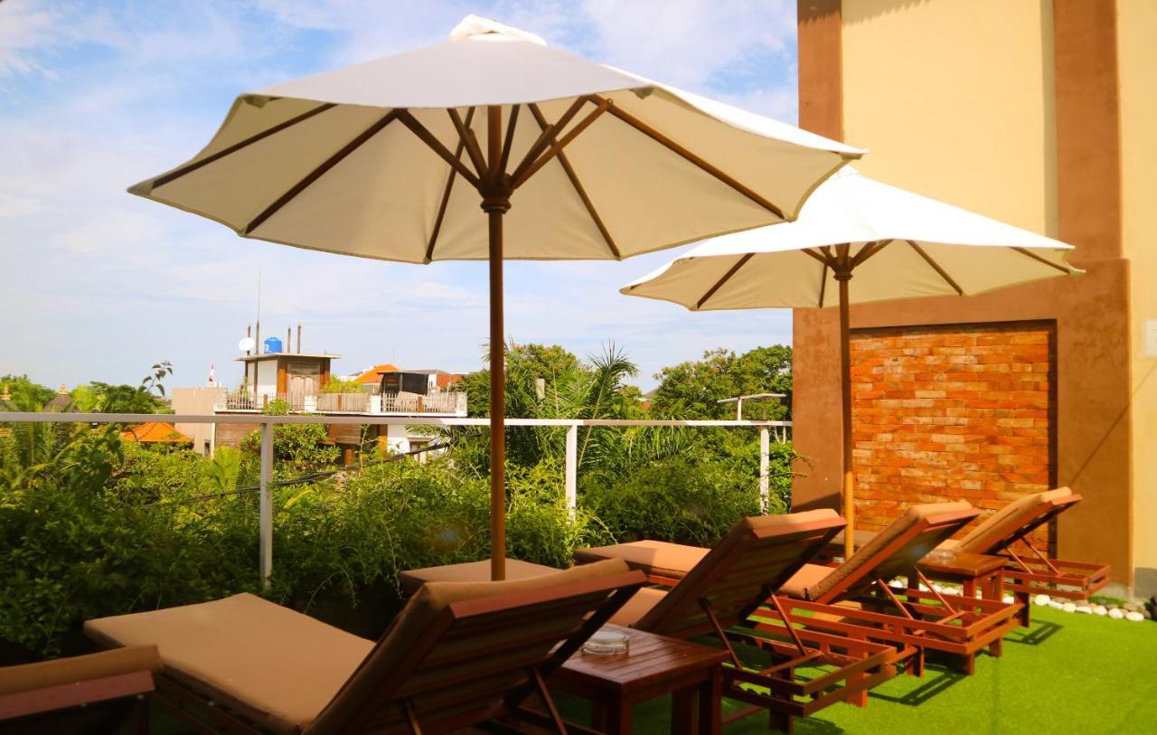 The Legian Sunset Residence Seminyak Esterno foto