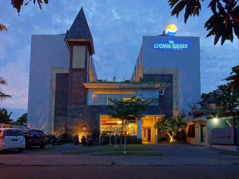 The Legian Sunset Residence Seminyak Esterno foto
