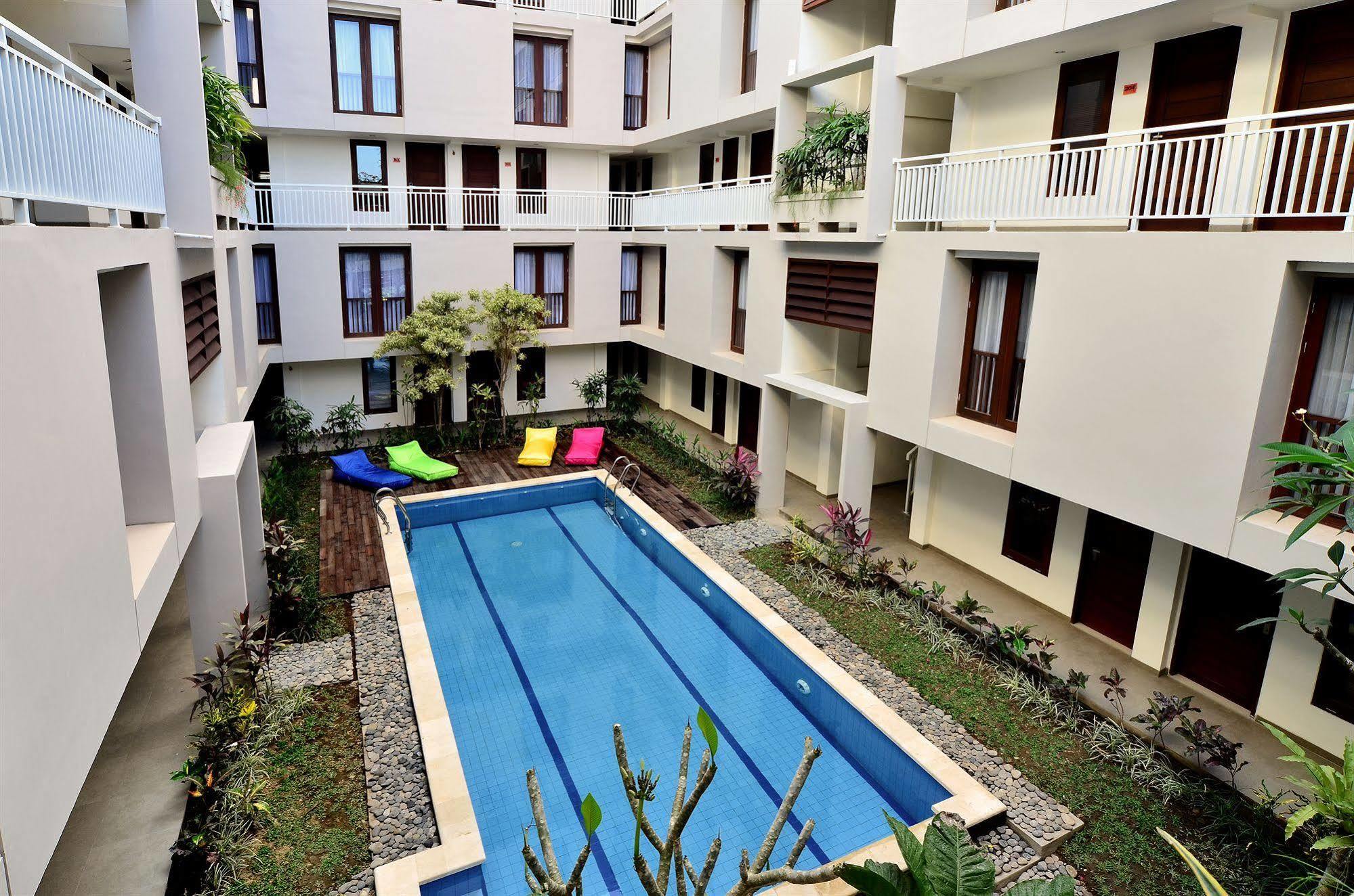 The Legian Sunset Residence Seminyak Esterno foto