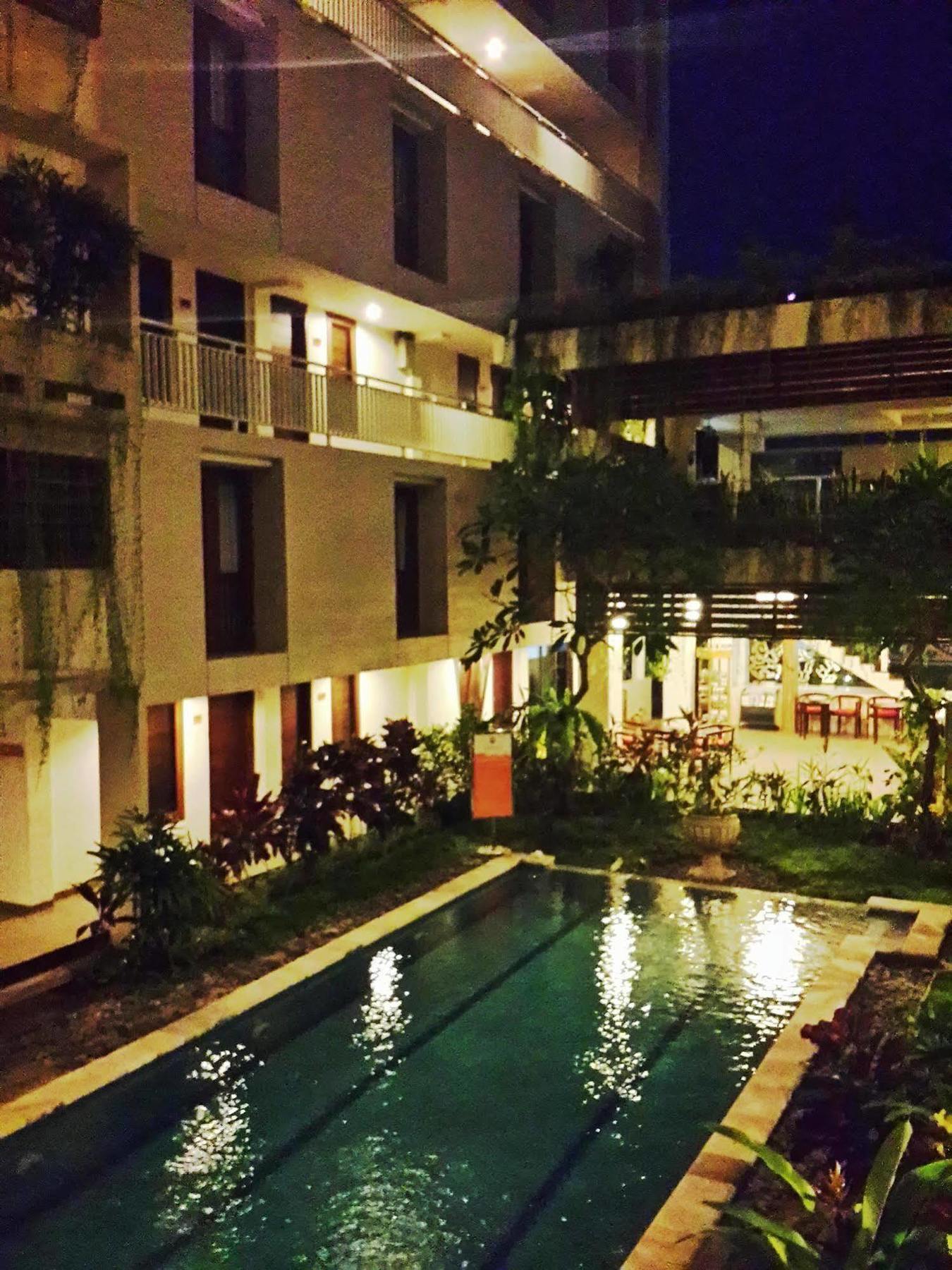 The Legian Sunset Residence Seminyak Esterno foto