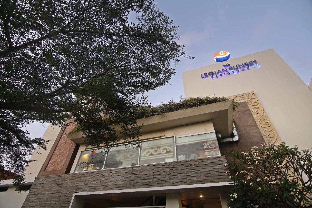 The Legian Sunset Residence Seminyak Esterno foto