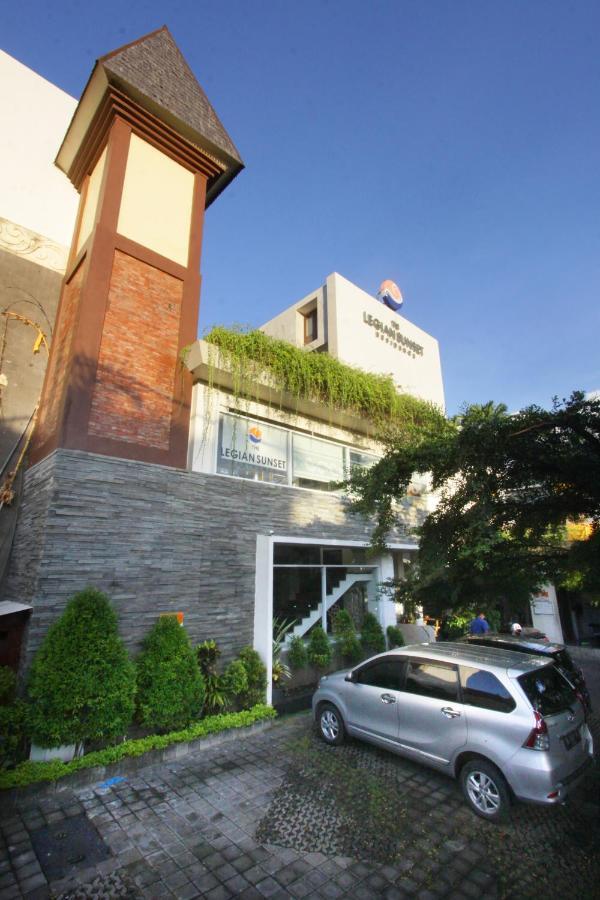 The Legian Sunset Residence Seminyak Esterno foto